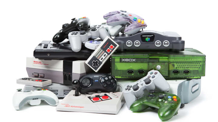 Used Broken Game Console and Accessories